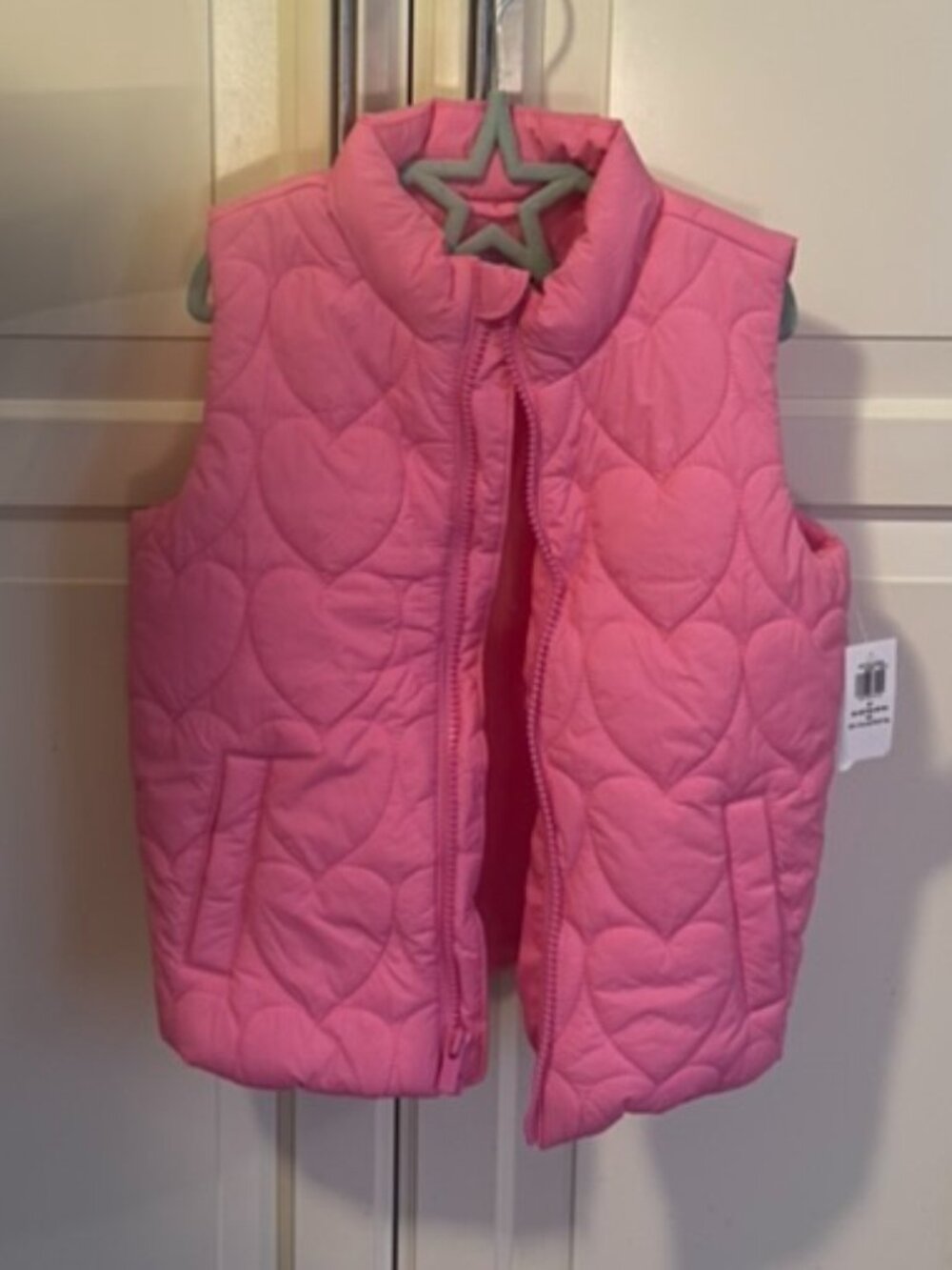 💗💕 Old Navy Pink Heart Puffer Vest – Girls 5T – BNWT 💕💗
